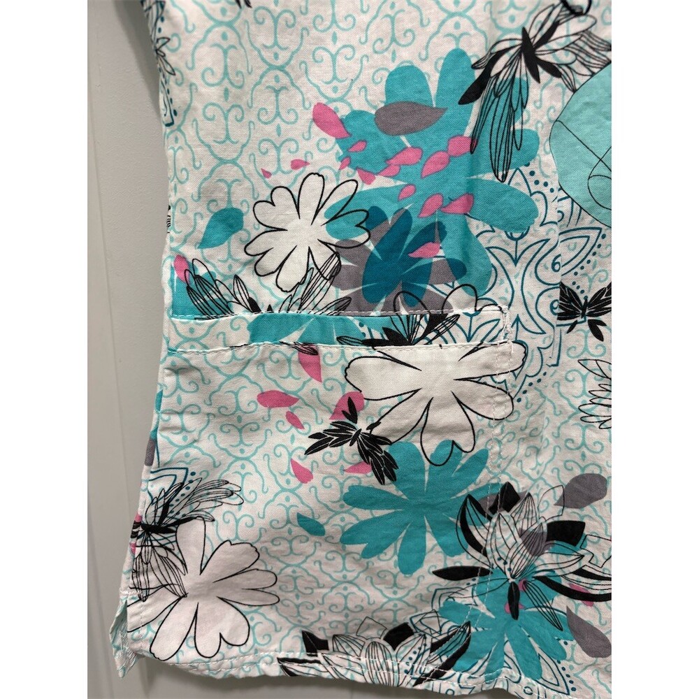 Disney Scrub Top Womens 2XS Disney Jasmine Aladdin Floral - Picture 2 of 8